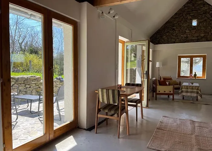 Bazalt Tigris Vendeghaz * Zalahalap